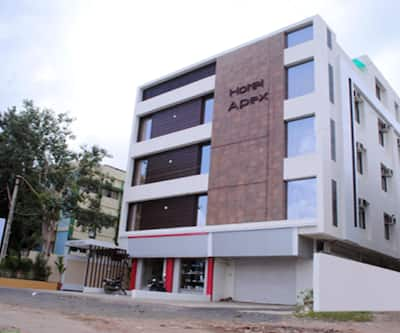 https://imgcld.yatra.com/ytimages/image/upload/t_hotel_yatra_city_desktop/v1443879663/Domestic Hotels/Hotel_Ankleshwar/Hotel Apex/Overview.jpg